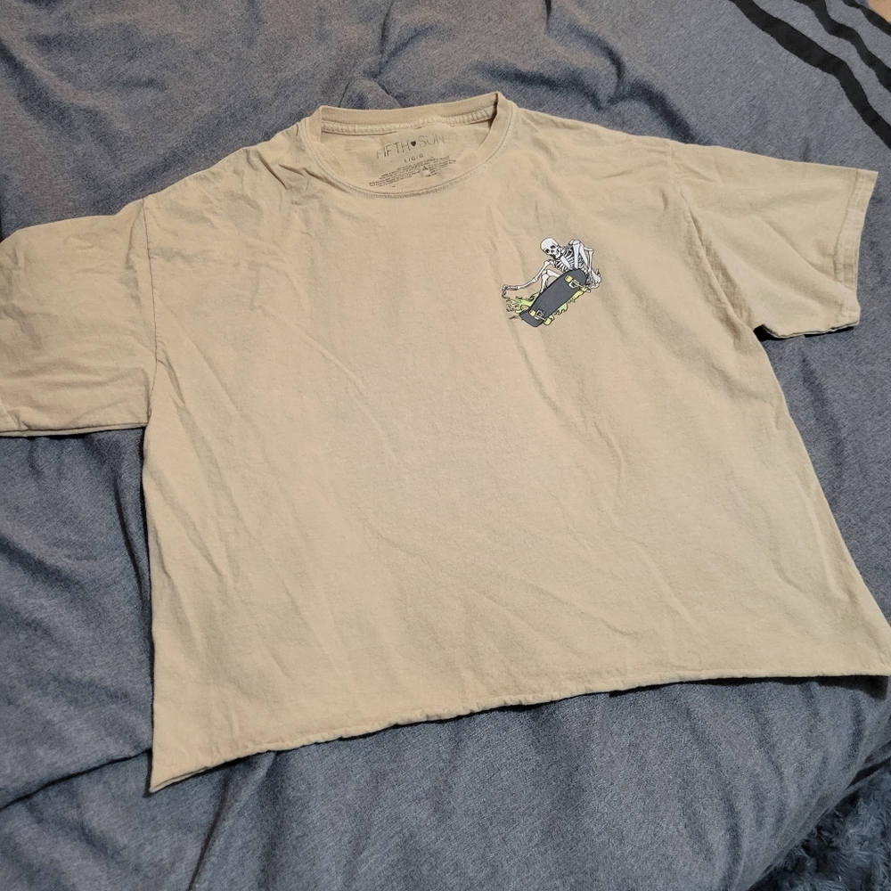 Vintage Fifth Sun Skateboard Skeleton Raw Hem T Shirt Size L Boxy Crop Fit